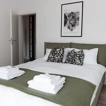 Peak 1799 Cozy Penthouse Lägenhet *