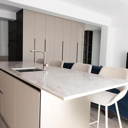 Lägenhet Peak 1799 Cozy Penthouse Braşov
